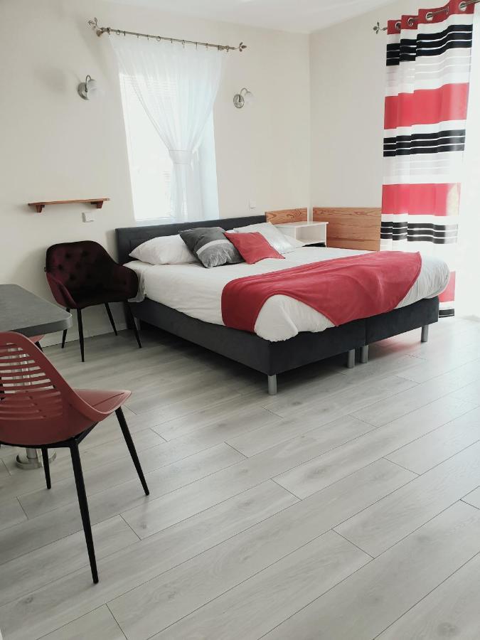 Solar Bed & Breakfast Karwia Extérieur photo
