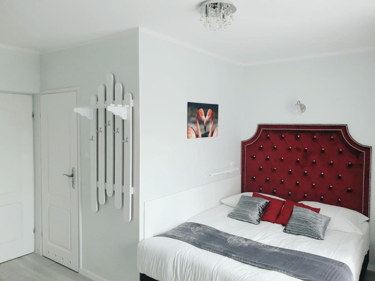 Solar Bed & Breakfast Karwia Extérieur photo