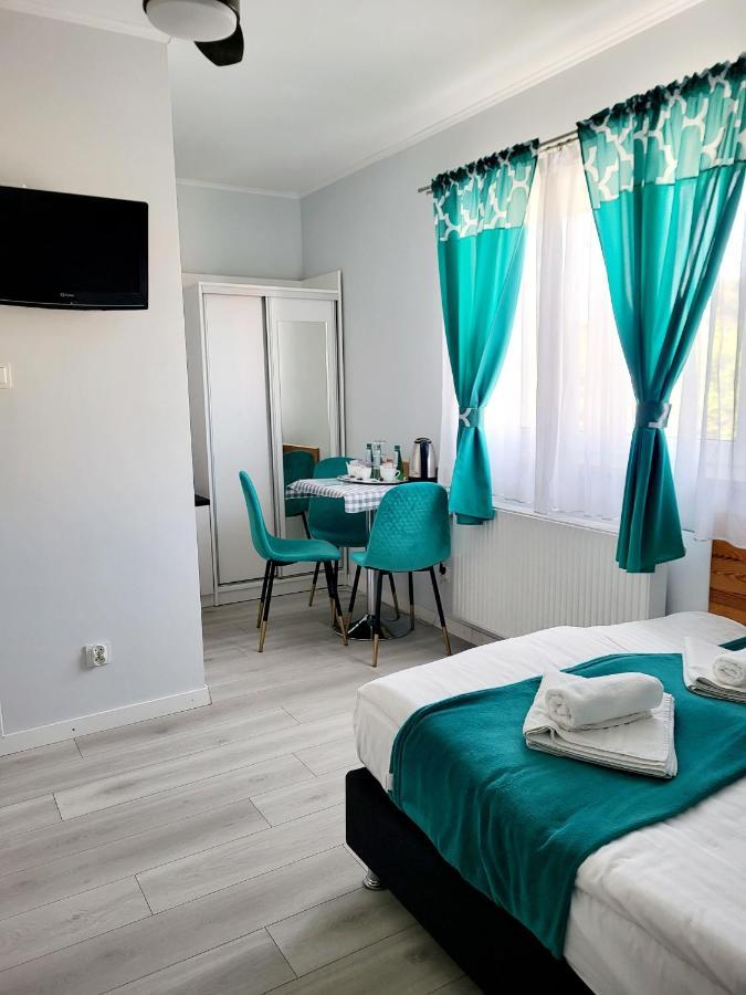 Solar Bed & Breakfast Karwia Extérieur photo